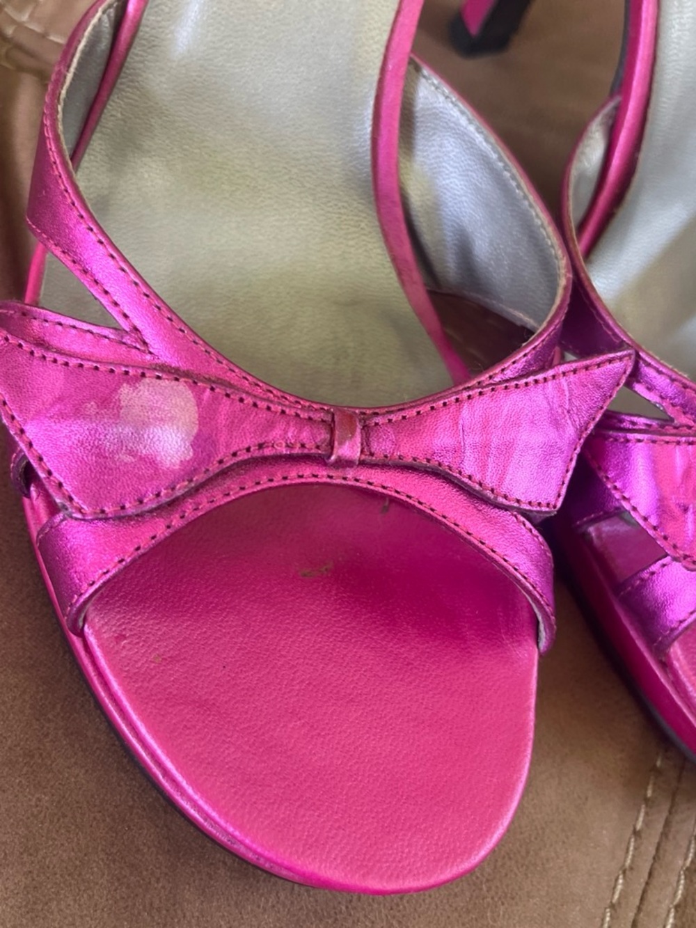 BCBGirls Hot Pink Bow Slide Mules - Picture 6 of 6